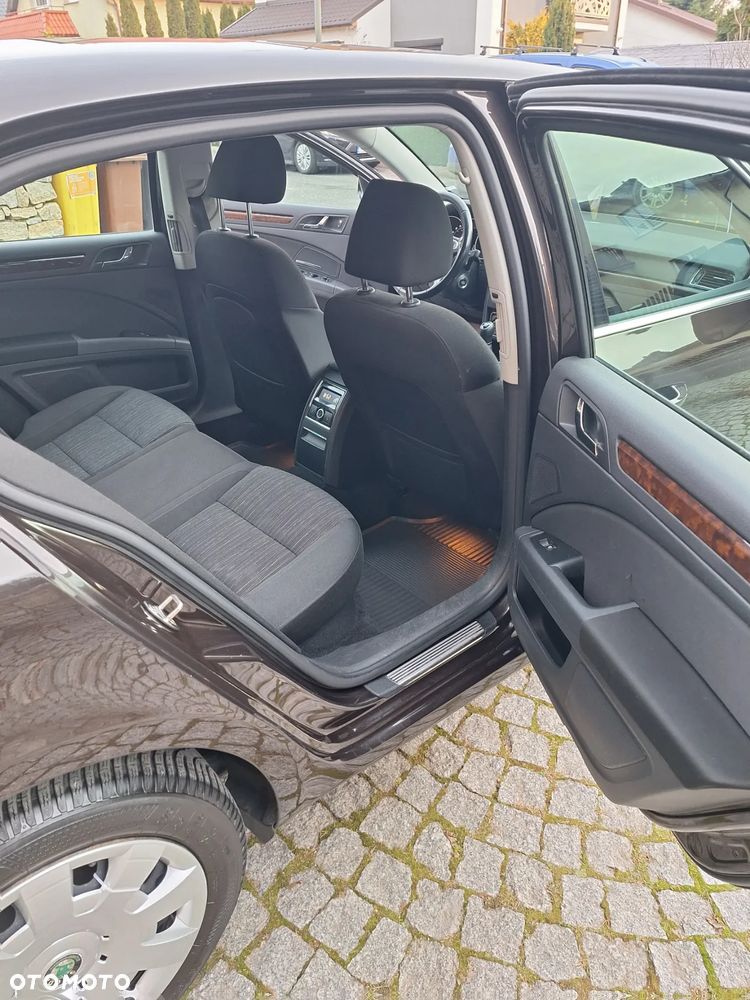 Skoda Superb 2.0 TDI Elegance - 7