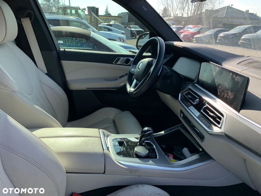 BMW X5 xDrive40i - 10