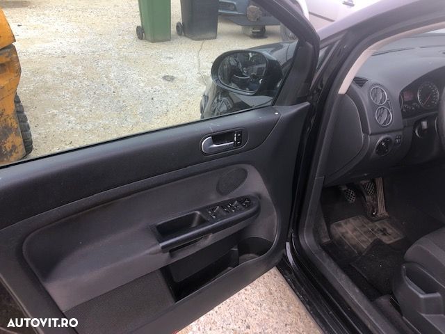 Dezmembrez VW Golf Plus - 6