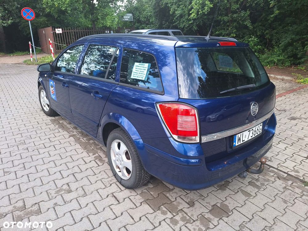 Opel Astra 1.6 Enjoy - 4