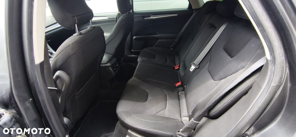 Ford Mondeo 2.0 TDCi Titanium PowerShift - 17
