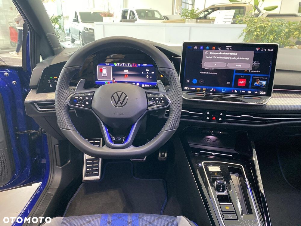 Volkswagen Golf - 24