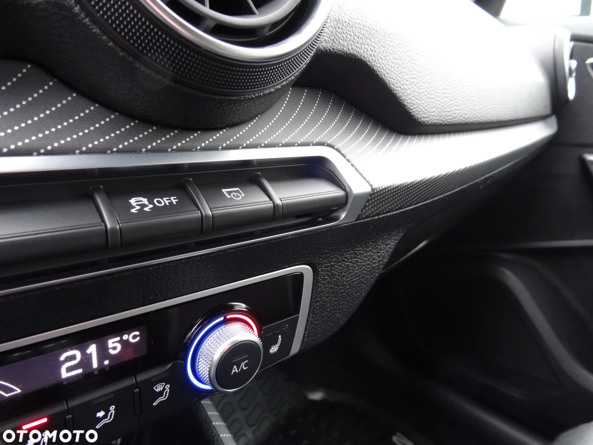 Audi Q2 1.4 TFSI CoD Sport - 28