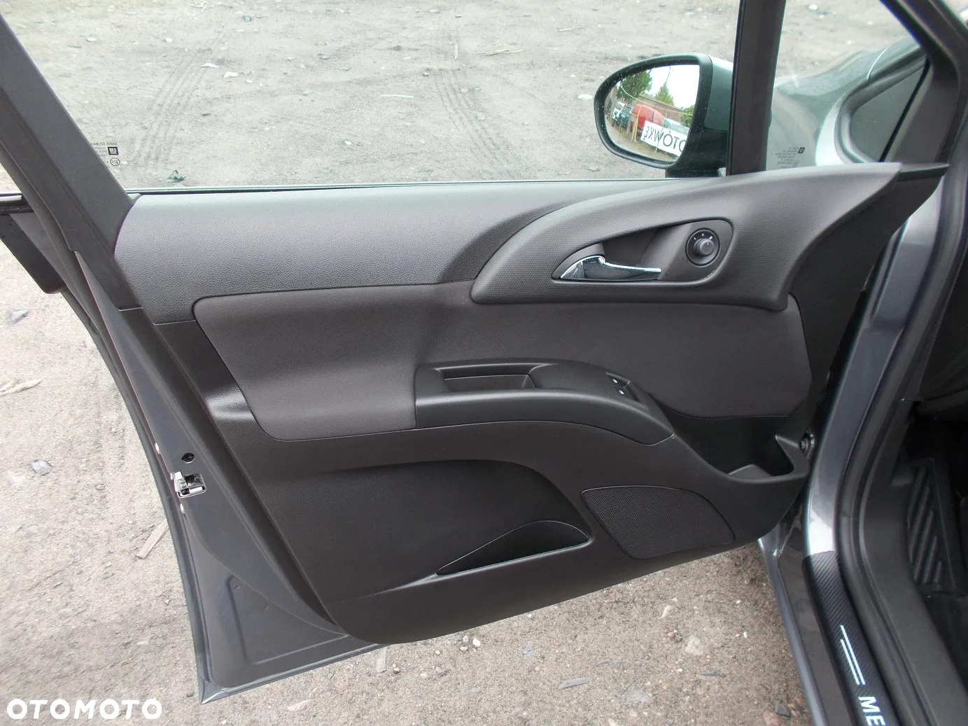 Opel Meriva 1.6 CDTI Essentia S&S - 23