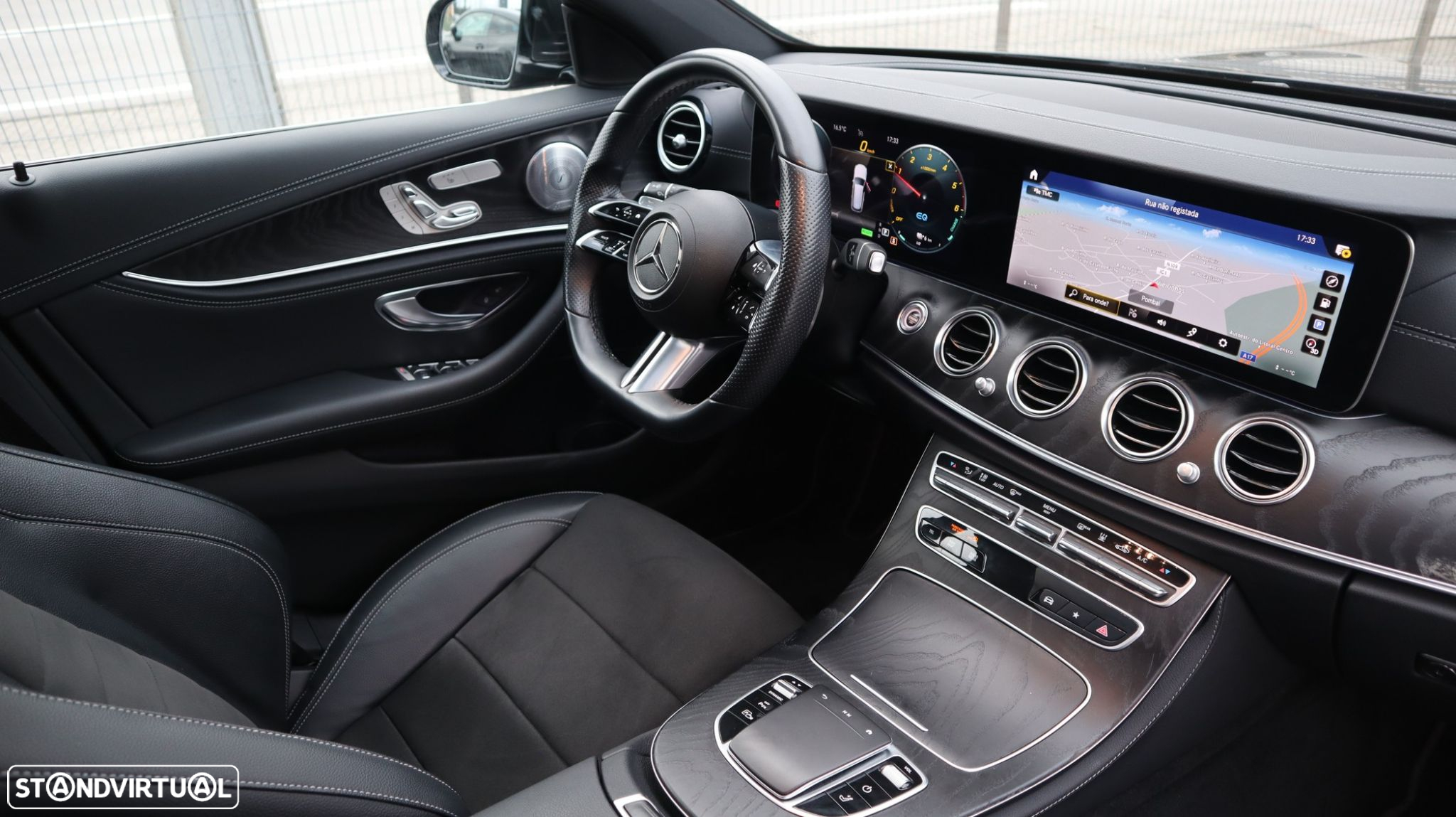 Mercedes-Benz E 300 de AMG Line - 16