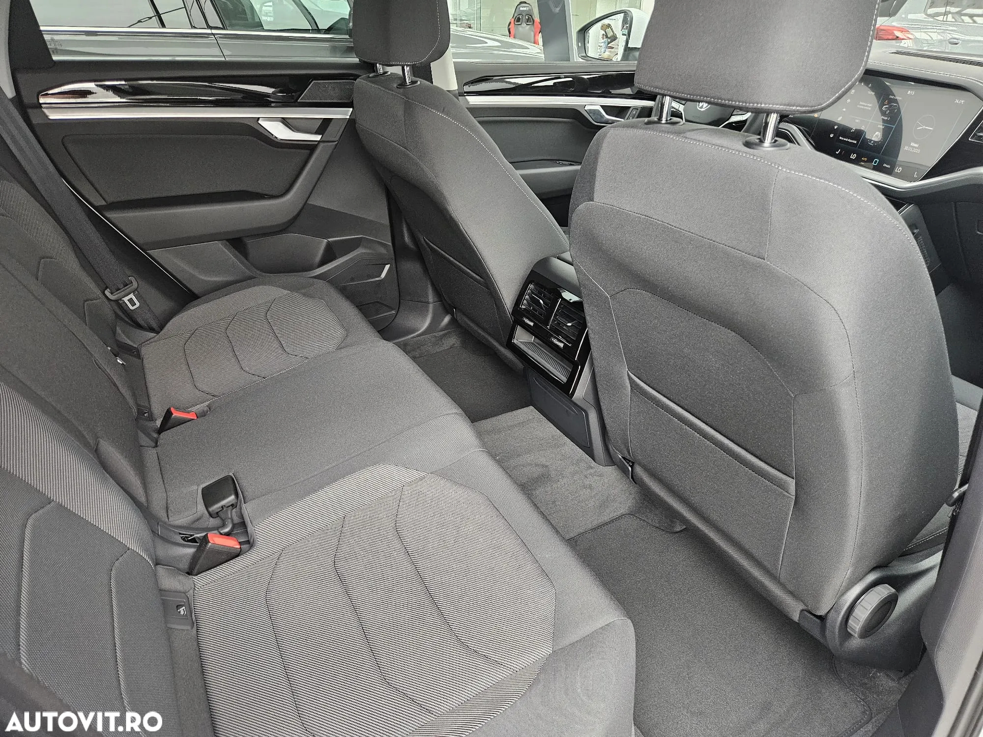 Volkswagen Touareg V6 TDI 4MOTION Style - 17