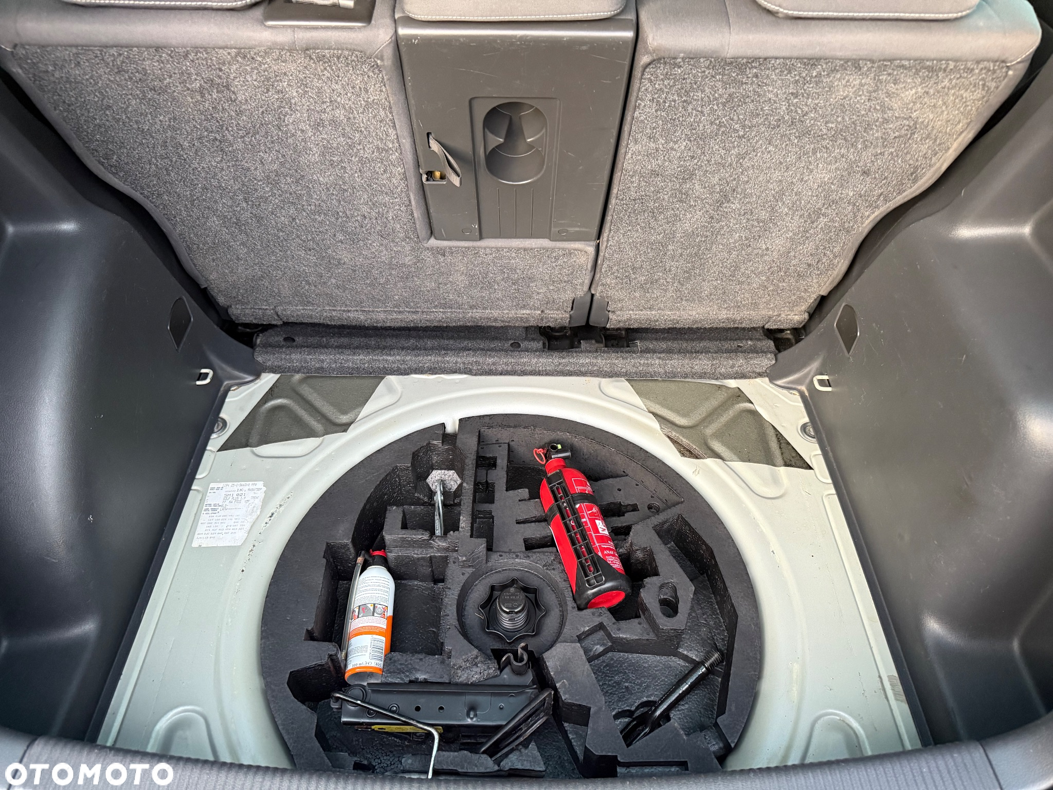 Volkswagen Golf Plus - 36