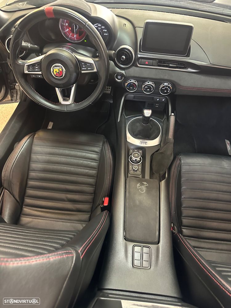 Abarth 124 Spider 1.4 MultiAir Turbo - 25