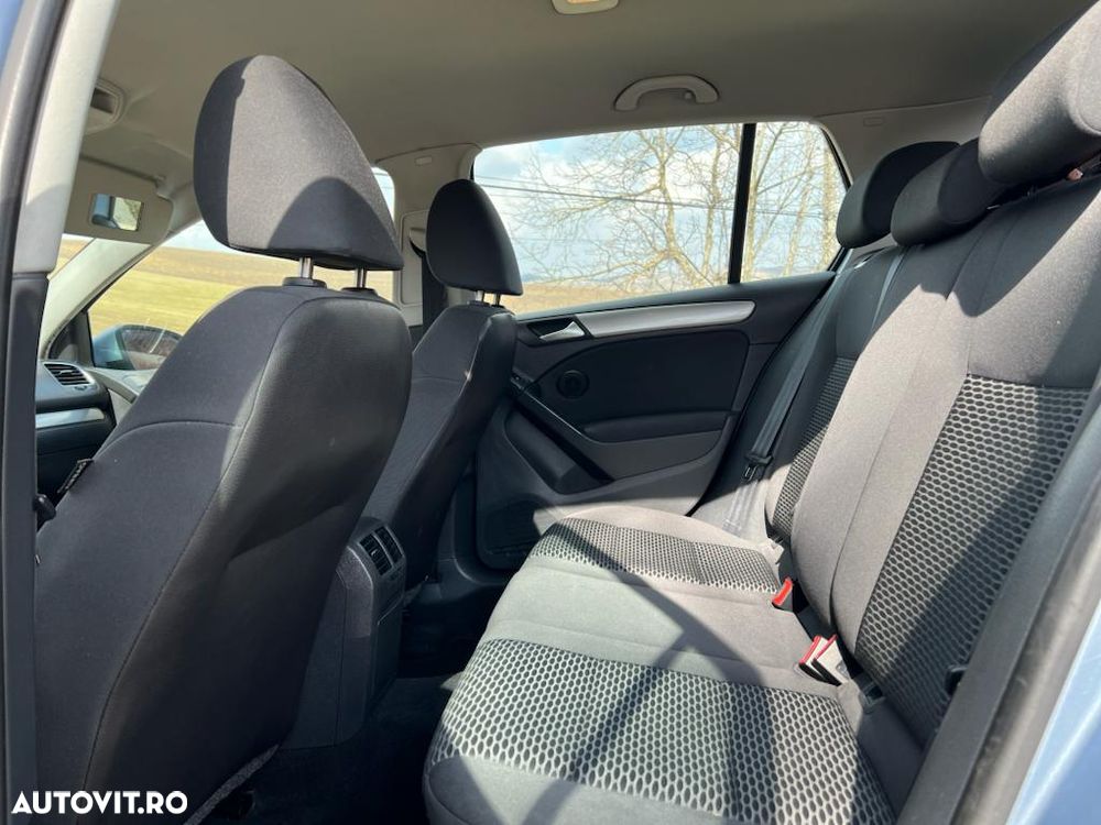 Volkswagen Golf 1.6 TDI DPF Style - 14