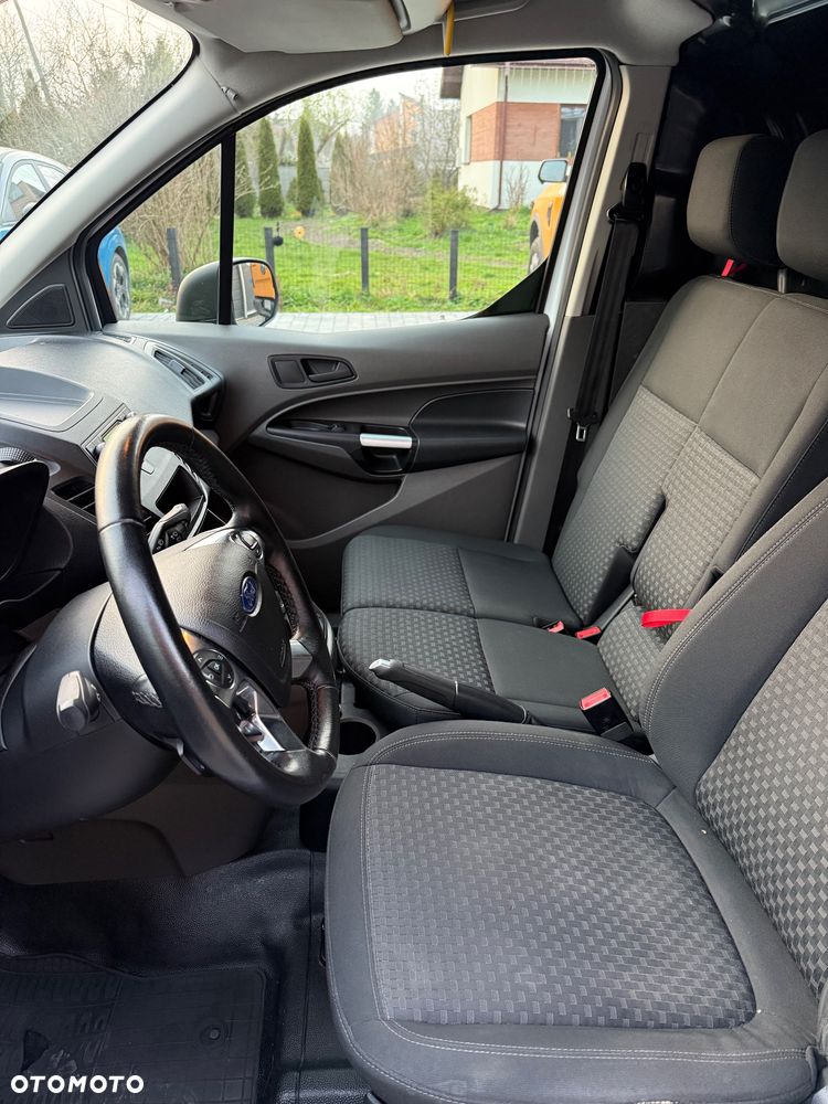 Ford Transit connect - 8