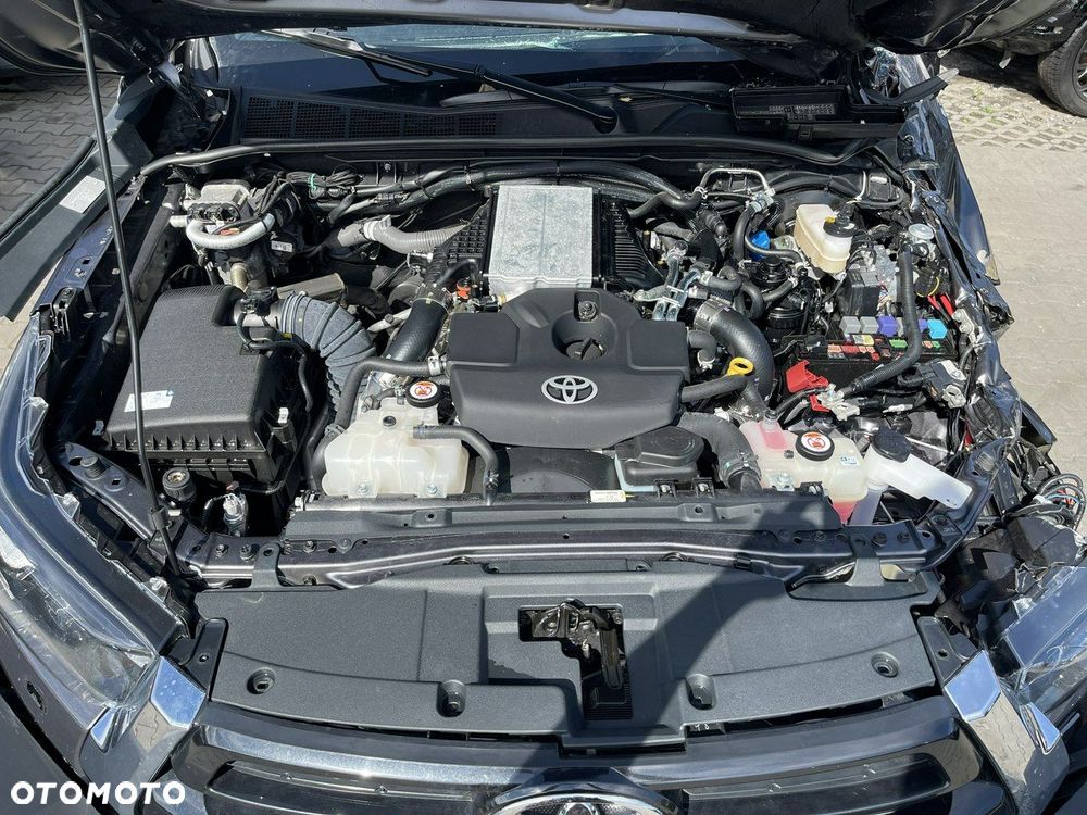 Toyota Hilux 2.8 D-4D Extra Cab Live 4x4 - 4