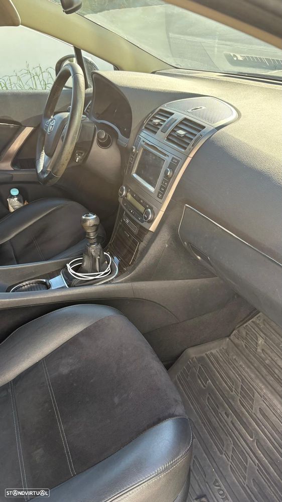 Toyota Avensis SW 2.0 D-4D Luxury+GPS - 5