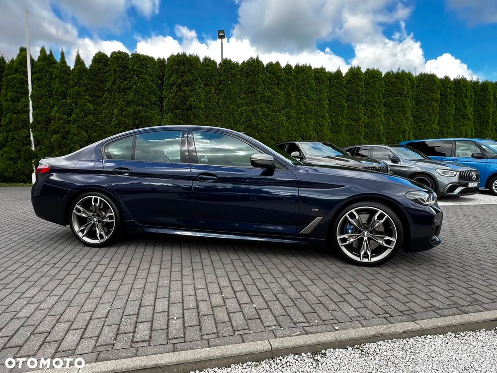 BMW Seria 5 M550i xDrive - 3