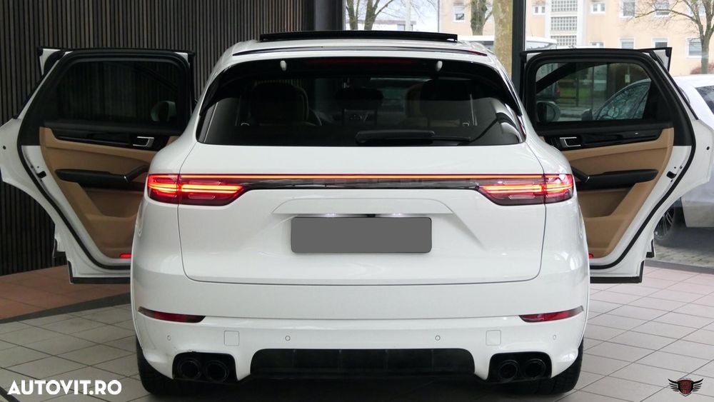 Porsche Cayenne Tiptronic S Platinum Edition - 22