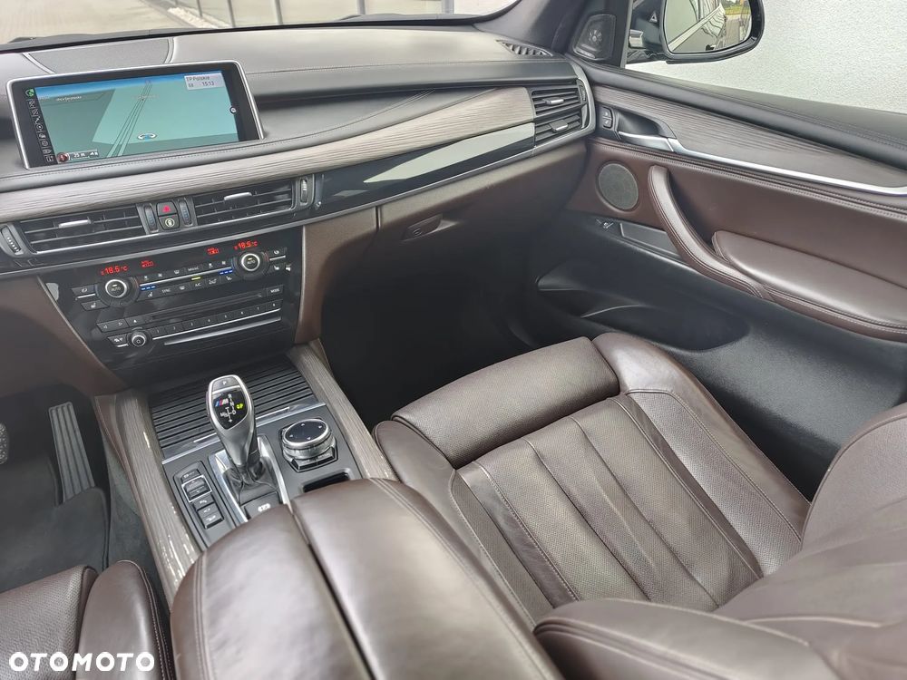 BMW X5 M M50d - 10