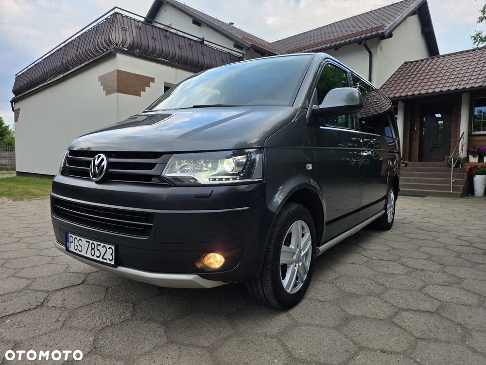 Volkswagen Multivan - 1