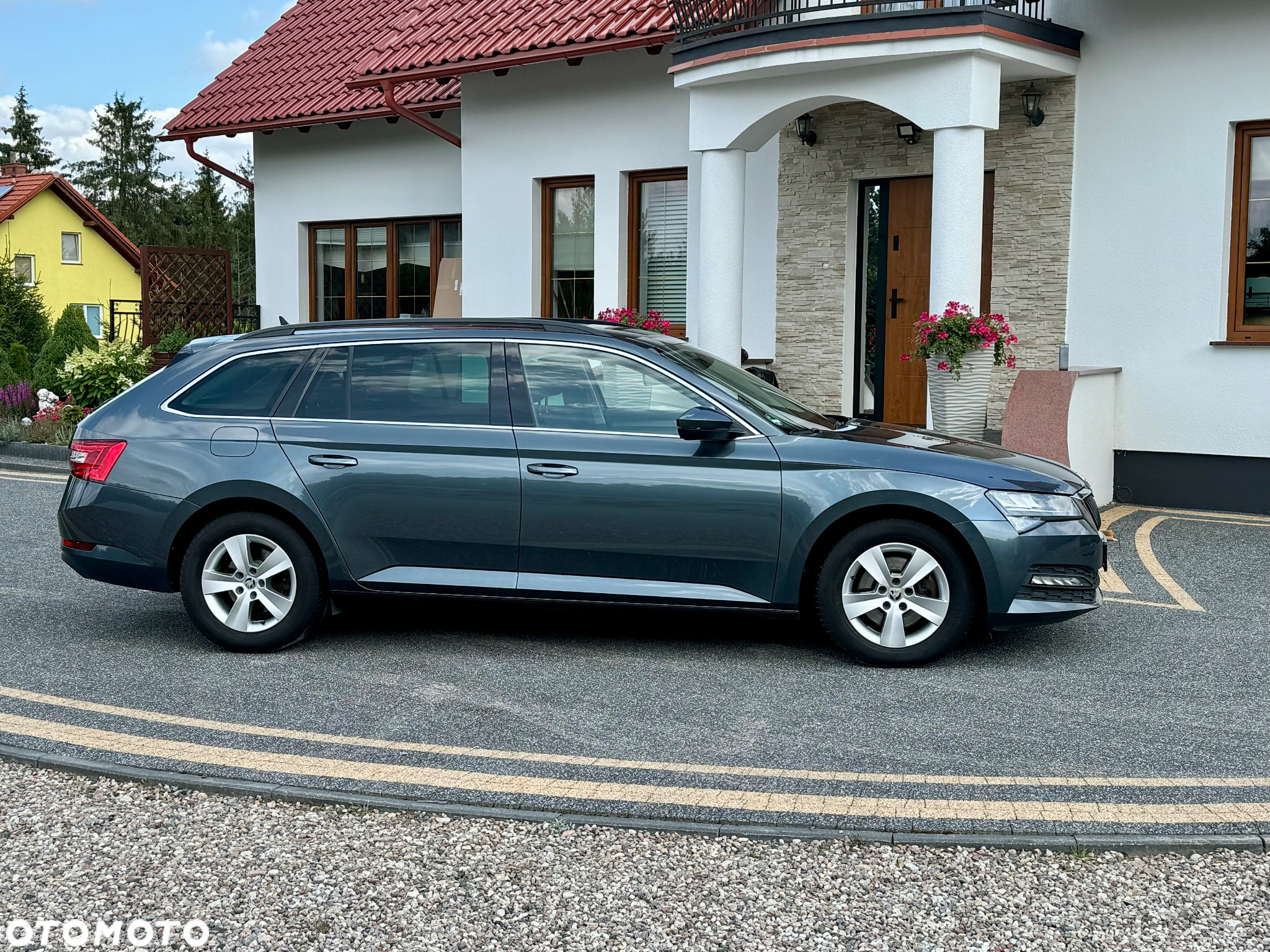 Skoda Superb 2.0 TDI DSG Ambition - 18