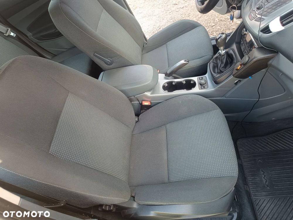 Ford C-MAX ver-1-6-tdci-start--stop--system-trend - 12
