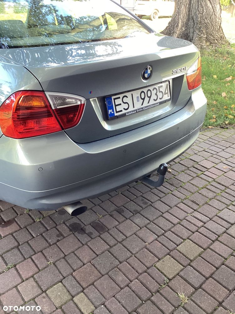 BMW Seria 3 320i - 6