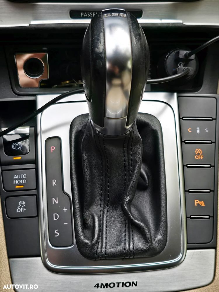 Volkswagen Passat CC 2.0 TDI 4Motion DSG BMT - 27