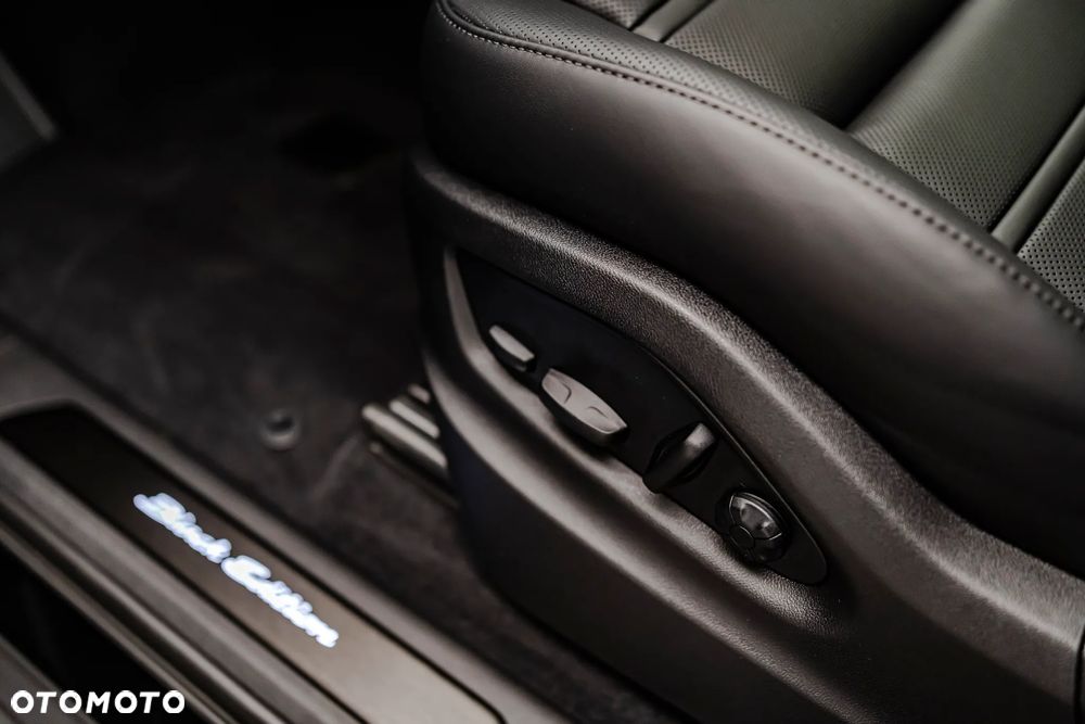 Porsche Cayenne - 22