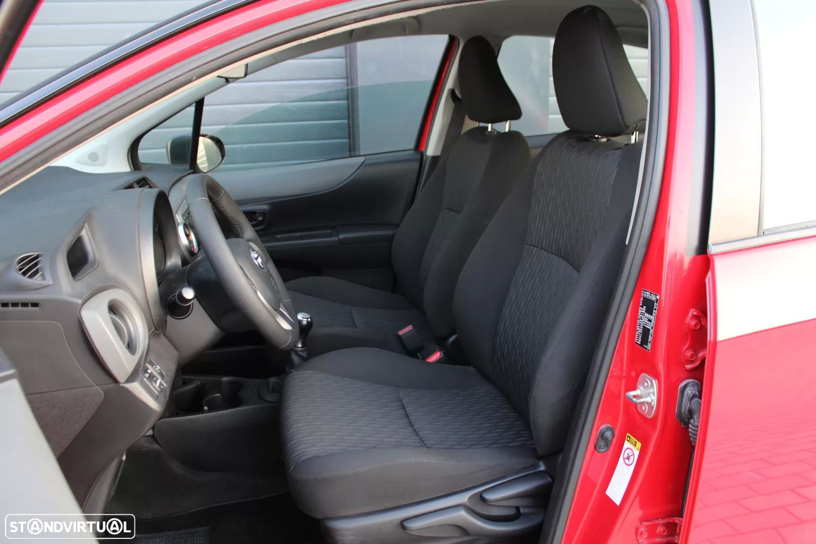 Toyota Yaris 1.0 VVT-i Comfort - 9