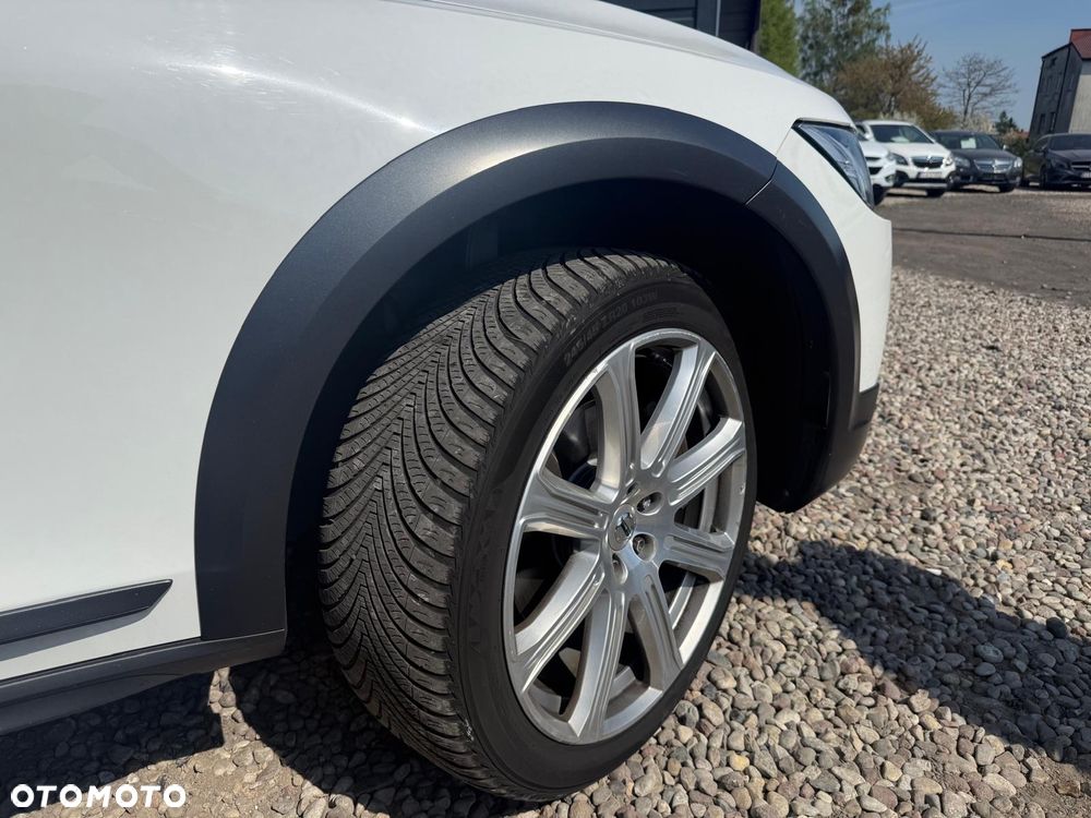 Volvo V90 Cross Country D5 AWD Geartronic - 6