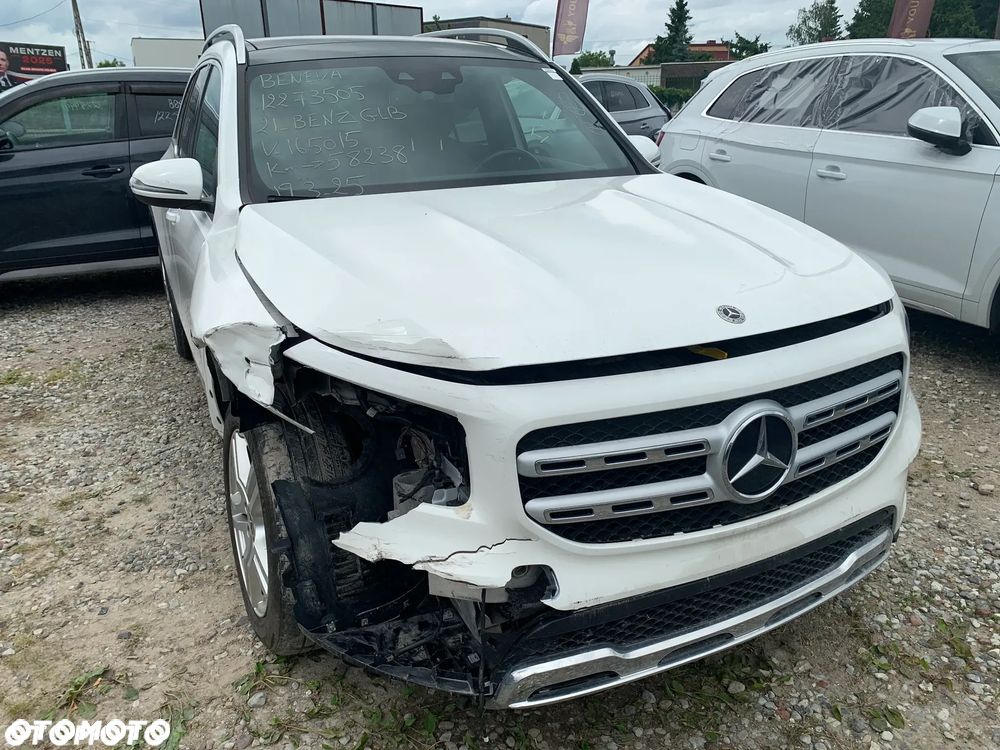 Mercedes-Benz GLB 250 4-Matic 8G-DCT - 2