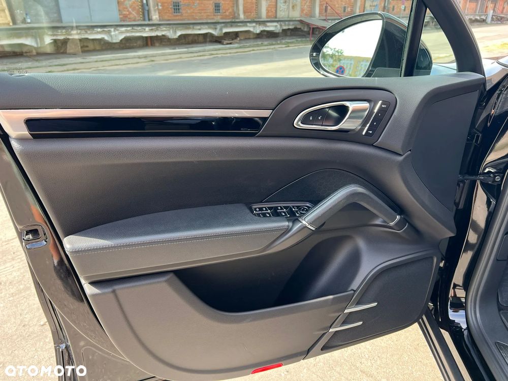 Porsche Cayenne S Tiptronic S - 15