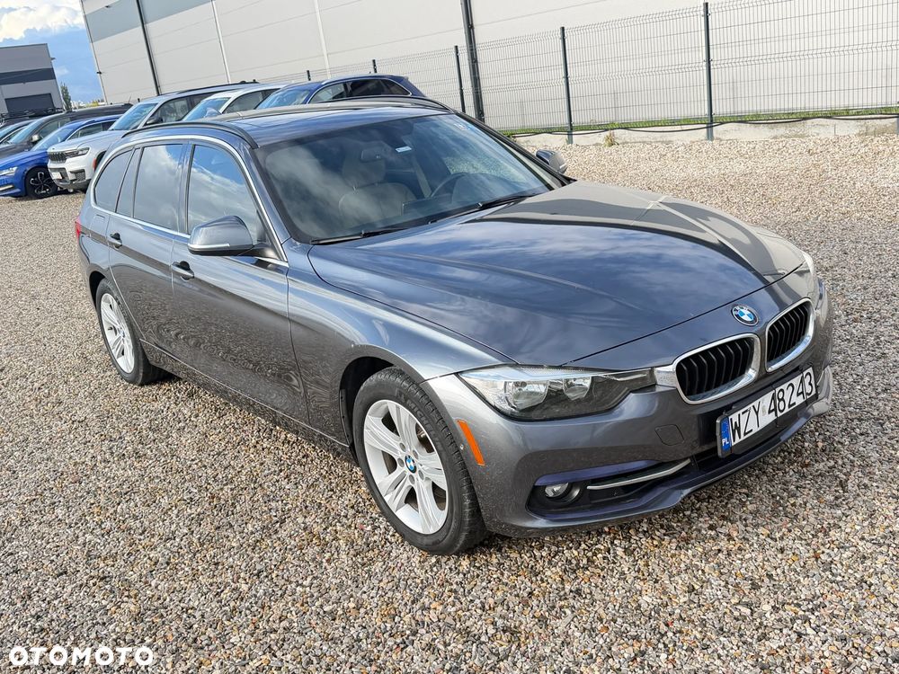 BMW Seria 3 330i Edition Luxury Line Purity - 2