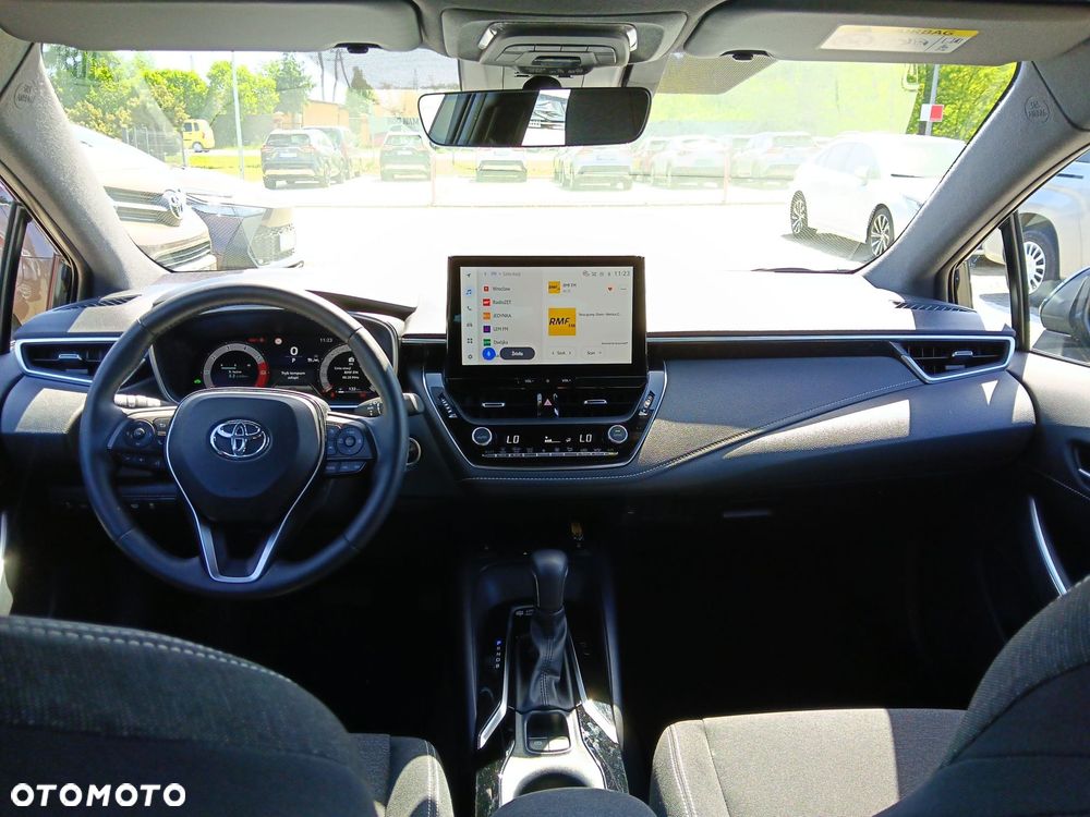 Toyota Corolla 1.8 Hybrid Comfort - 12
