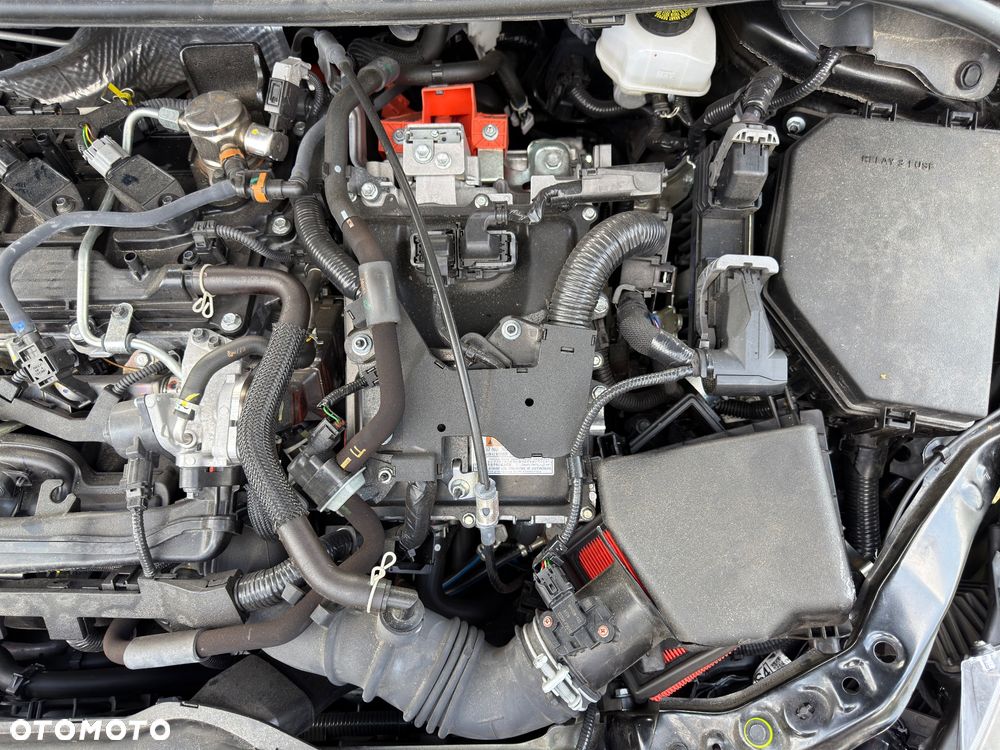 Toyota Corolla 2.0 Hybrid Style - 33