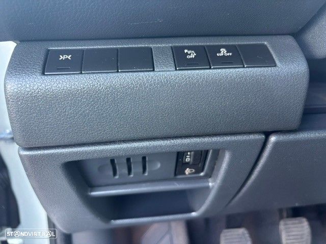 Peugeot 5008 1.6 HDi 7L Allure - 24
