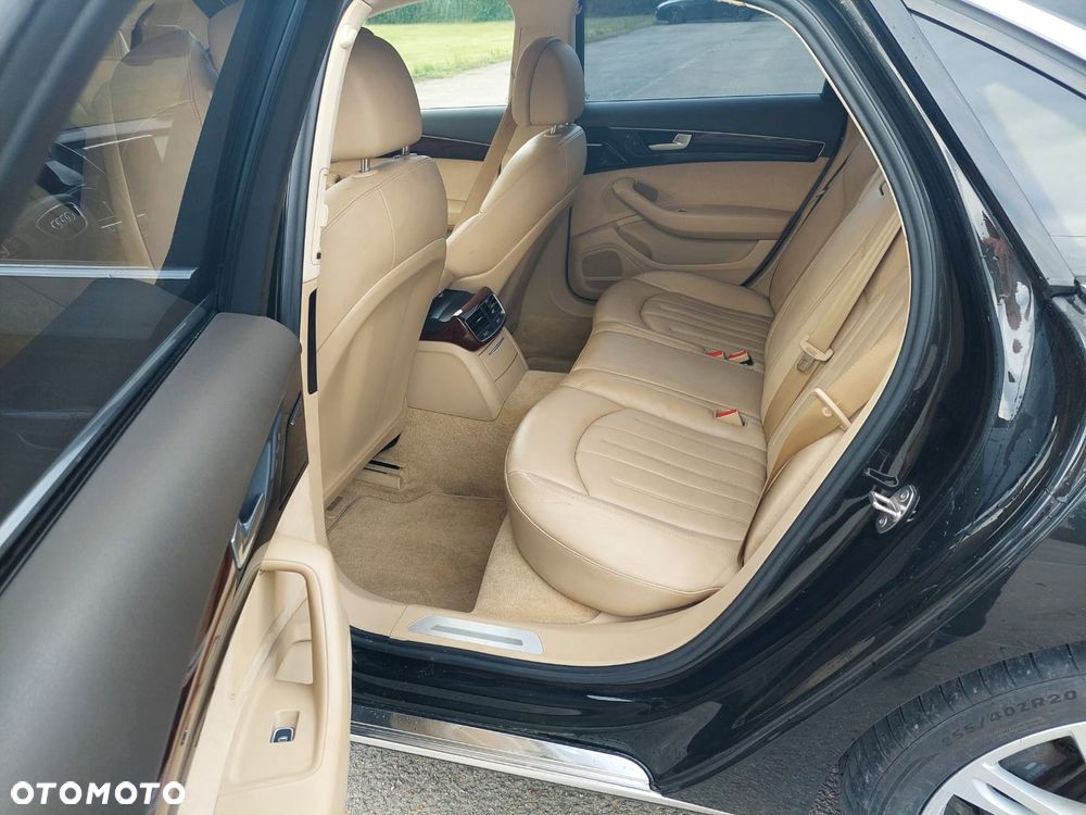 Audi A8 4.2 TDI Quattro - 9
