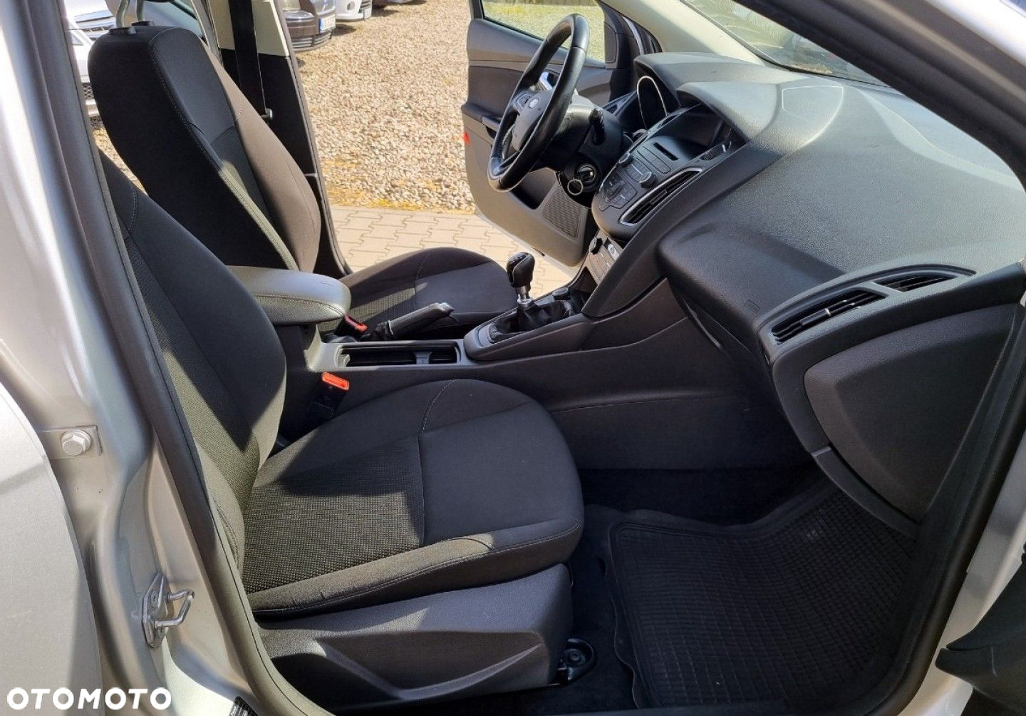 Ford Focus - 27