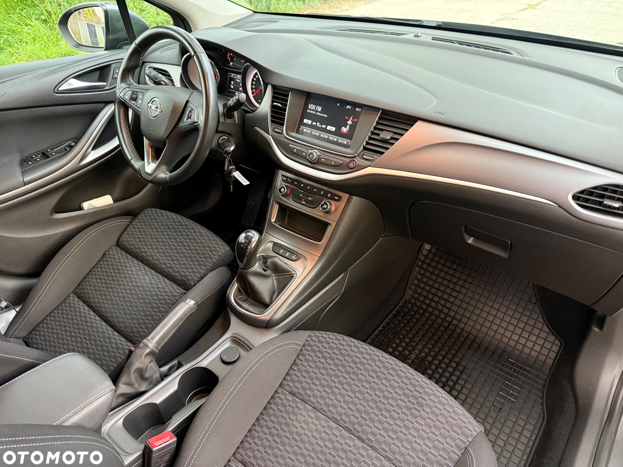 Opel Astra V 1.6 CDTI Enjoy - 21