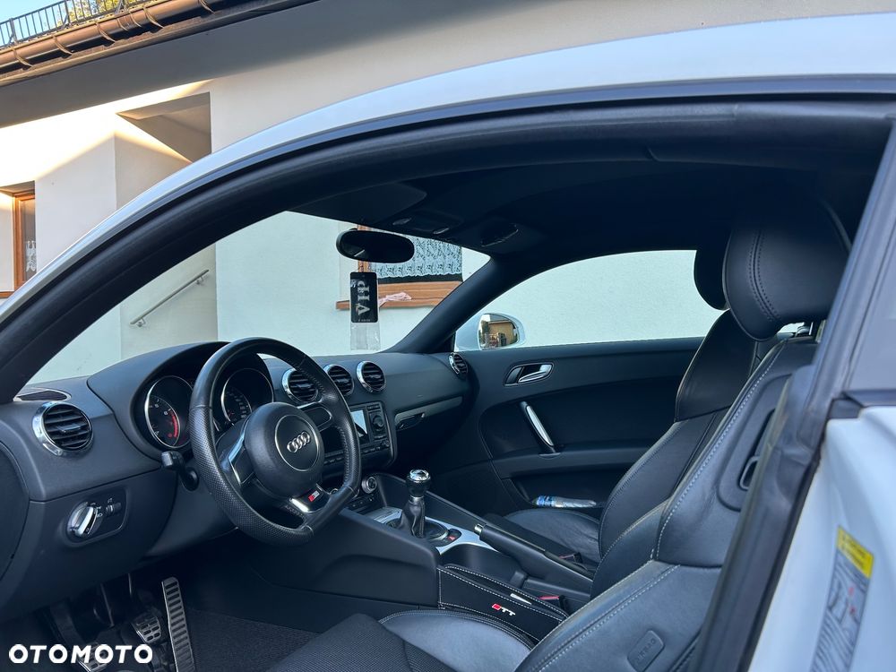 Audi TT Coupé 1.8 TFSI Progressive - 29