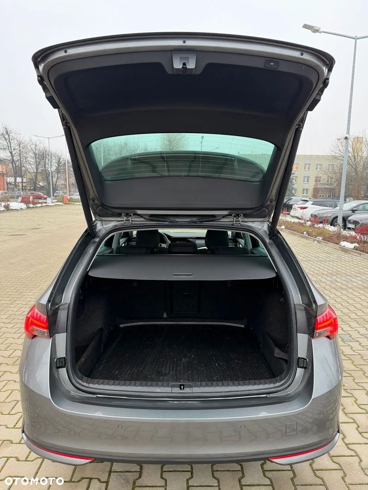 Skoda Octavia 2.0 TDI Edition 130 Essence DSG - 5