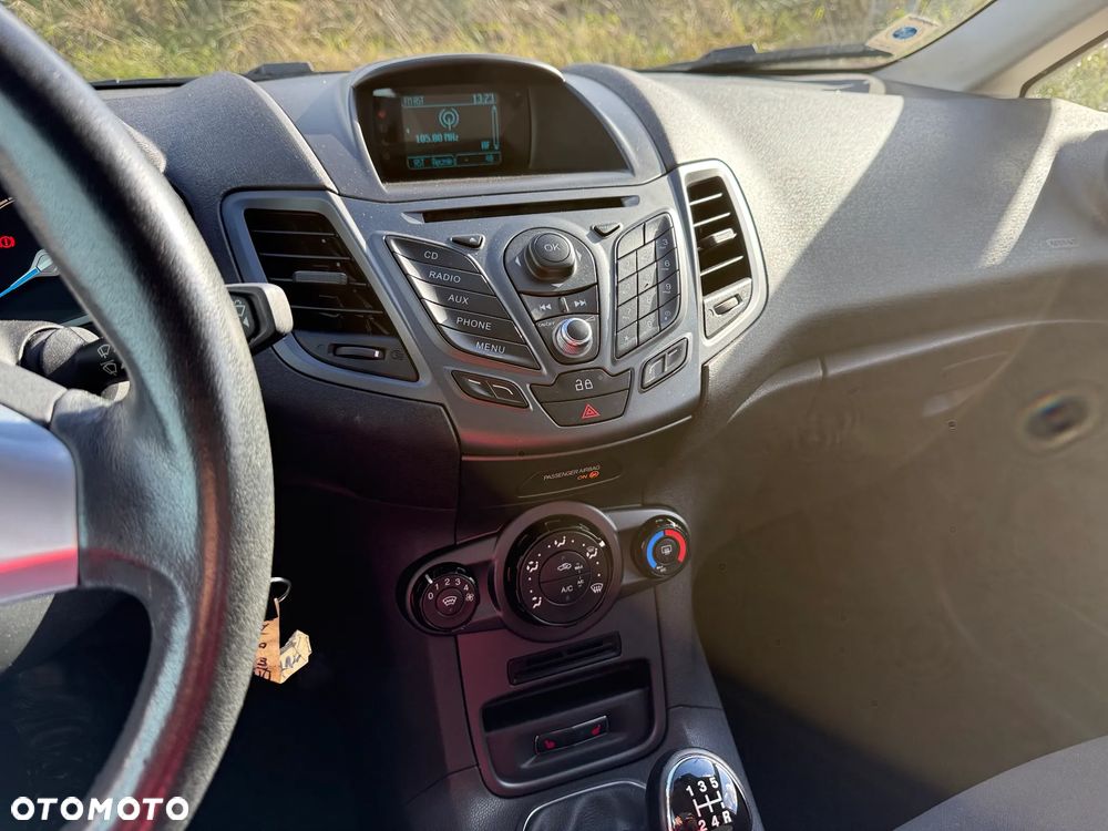 Ford Fiesta 1.25 Trend - 12