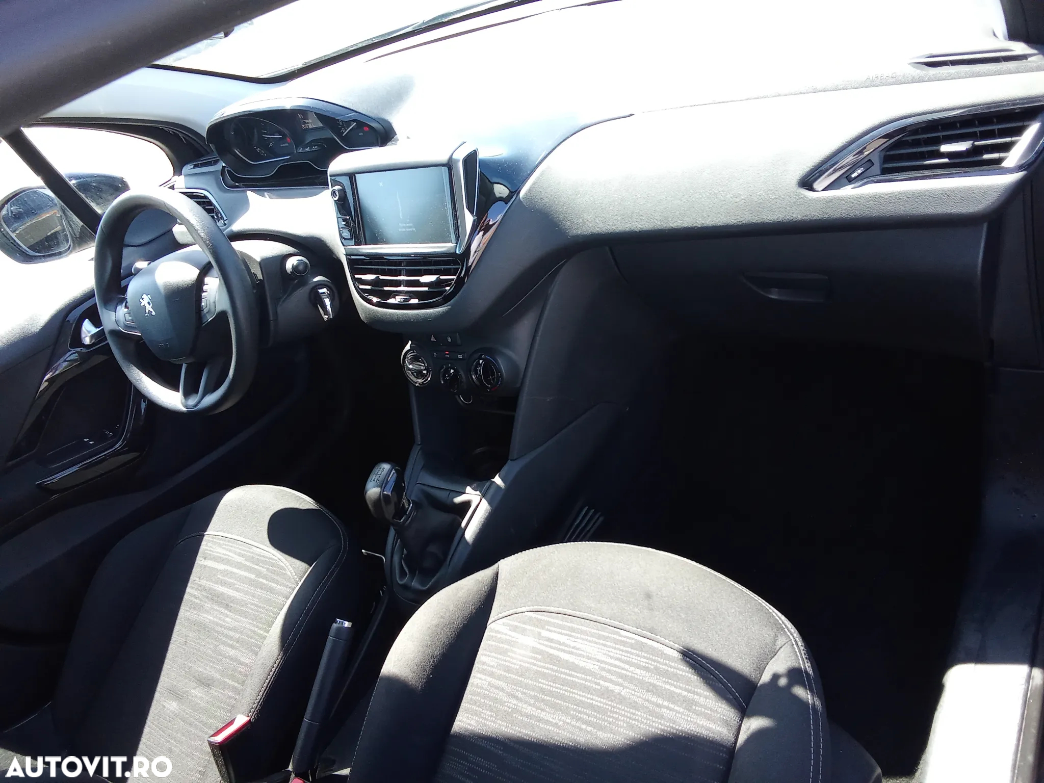 Peugeot 208 1.5 BlueHDi STT Active - 6