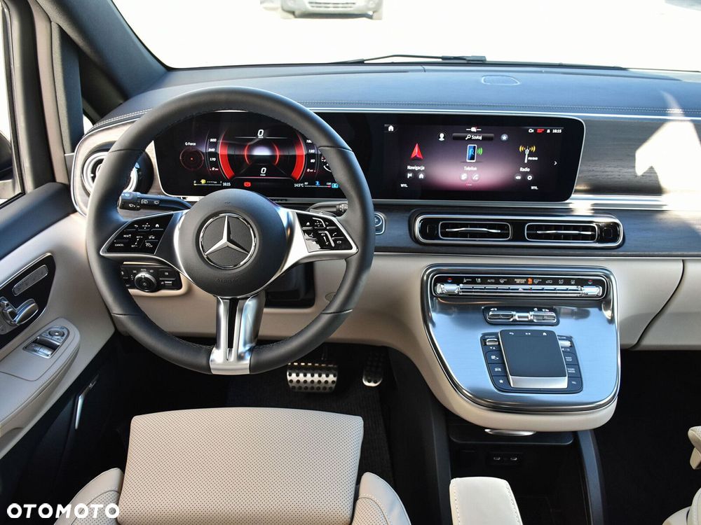 Mercedes-Benz Klasa V - 21