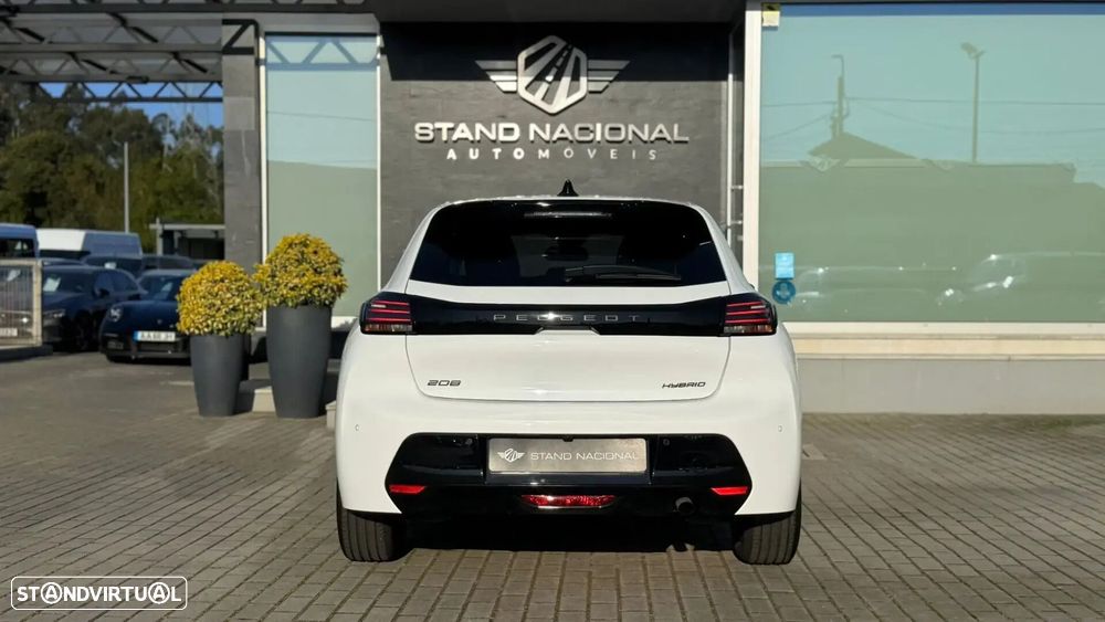 Peugeot 208 - 7