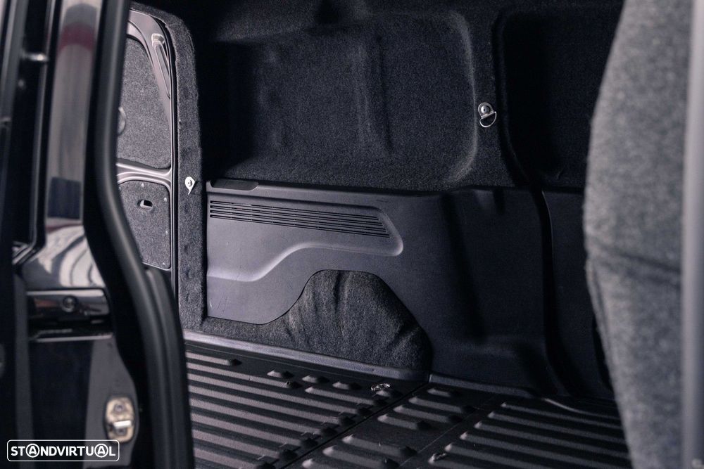 Opel Combo 1.5 CDTi L2H1 Essentia - 23