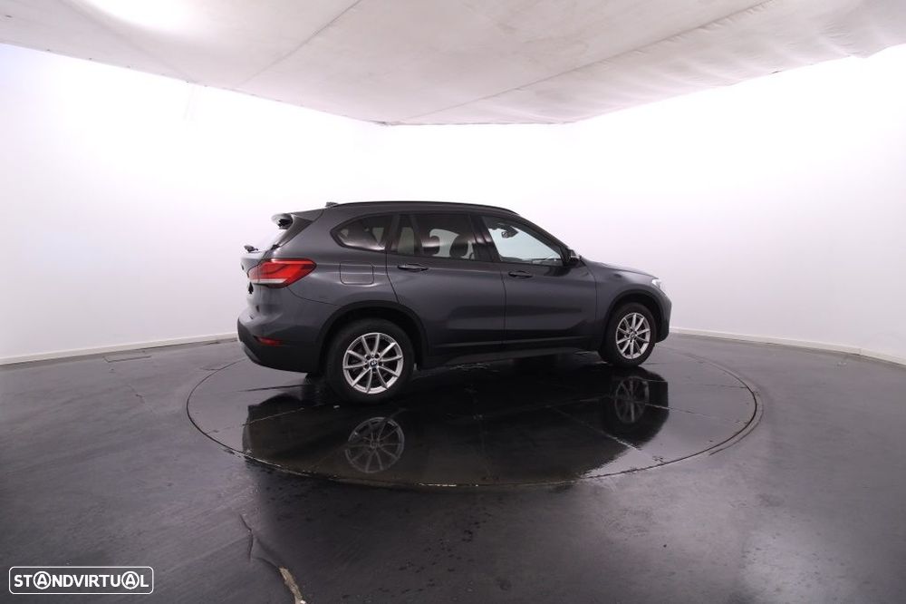 BMW X1 16 d sDrive Auto - 9
