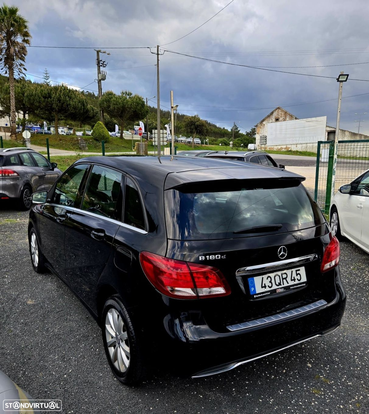 Mercedes-Benz B 180 d Style - 11