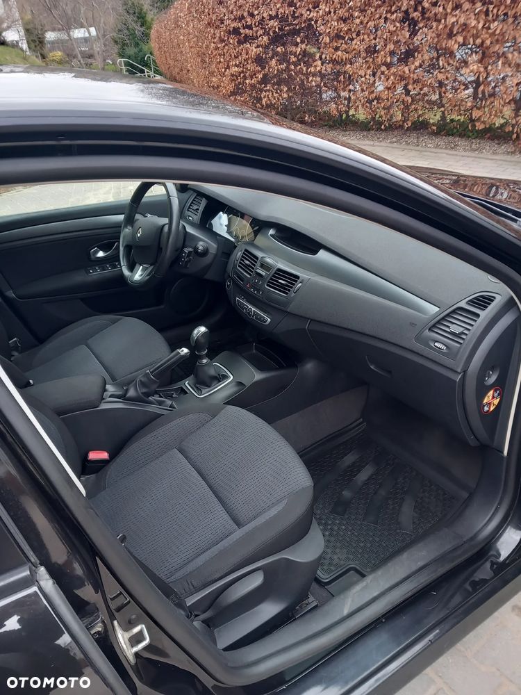 Renault Laguna 2.0 DCi Authentique - 9