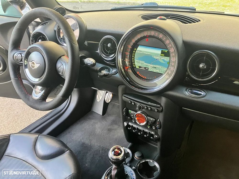MINI 3 Portas John Cooper Works - 12