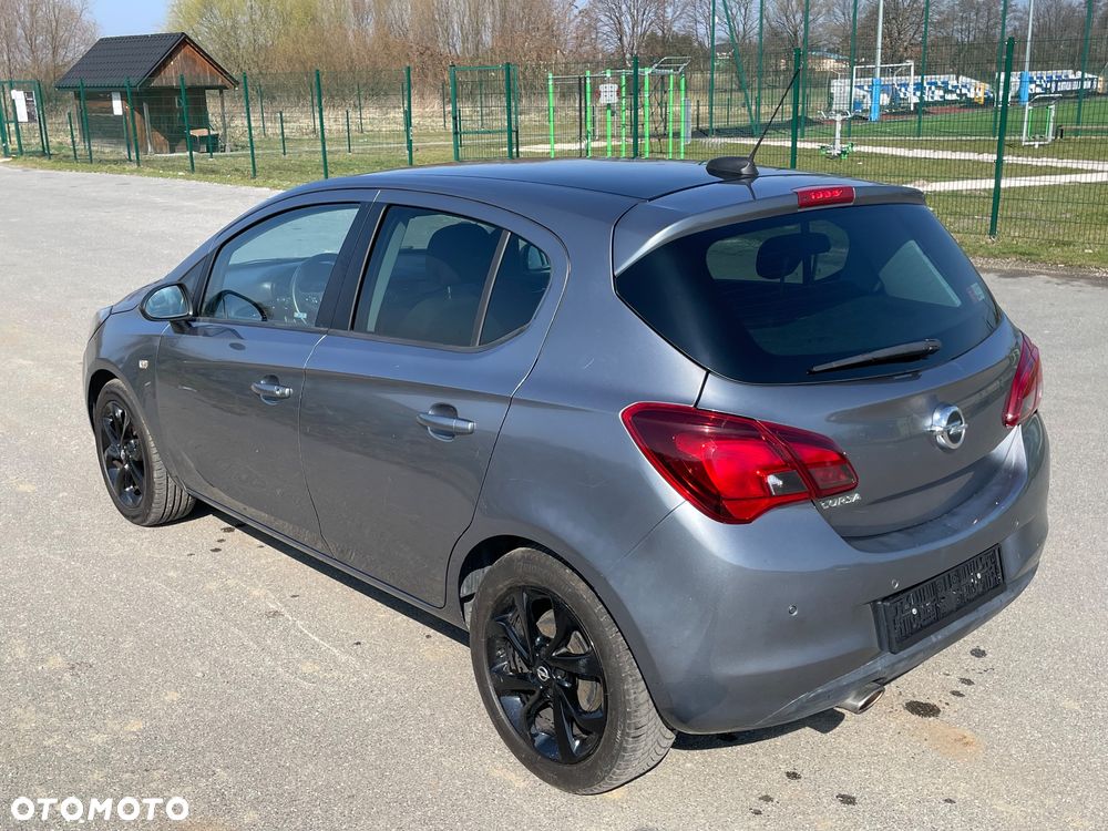 Opel Corsa 1.4 16V Cosmo - 4