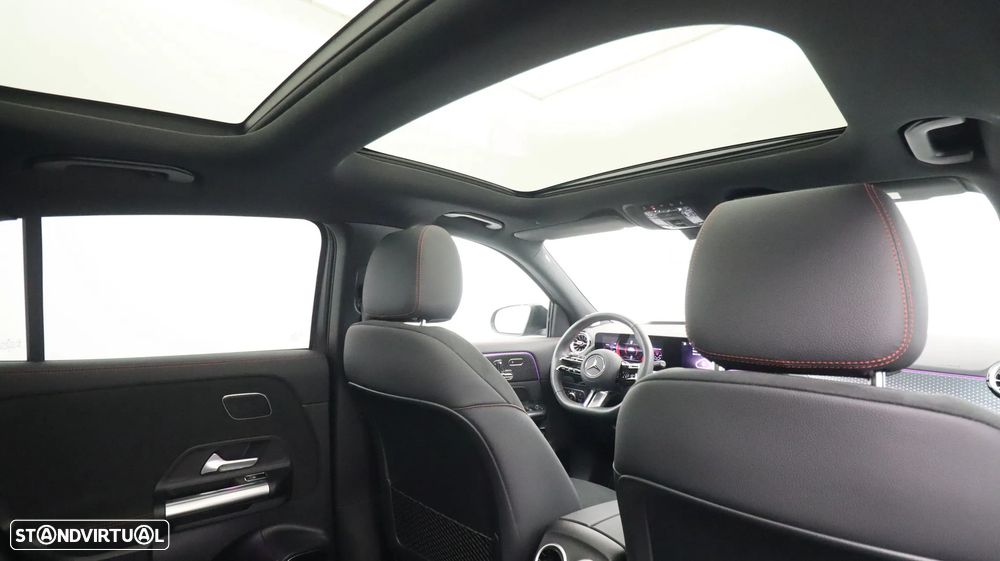 Mercedes-Benz GLA 220 d 4Matic AMG Line - 26