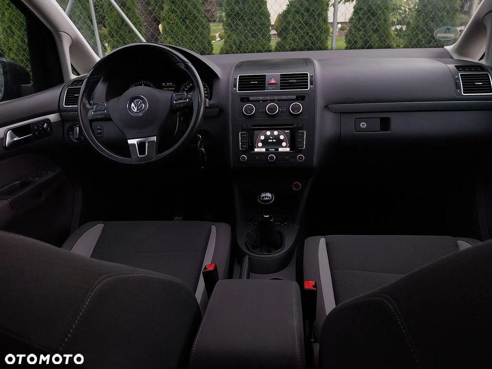 Volkswagen Touran 2.0 TDI Highline - 5